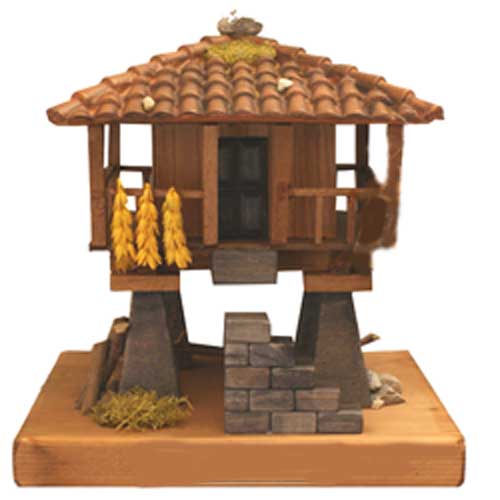Imagen figura hórreo asturiano base cuadrada super grande H20T Imagen figura hórreo madera asturiano base Gijón Asturias