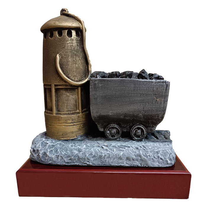 Imagen figura cerámica lámpara mina y vagoneta