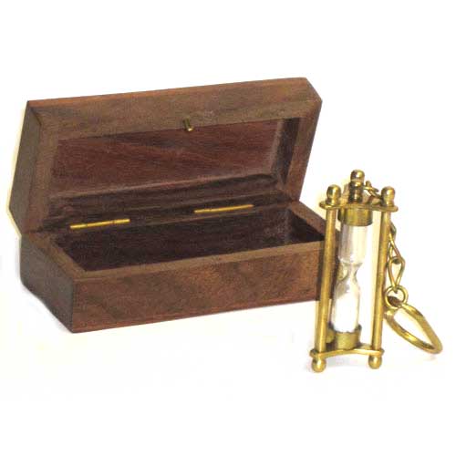  Imagen llavero con caja reloj arena 