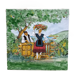 Imagen azulejo pareja asturianos paisaje 15x15cm. 