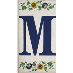Imagen azulejo letras porcelana para casas M