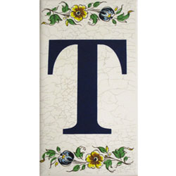 Imagen azulejo letras porcelana para casas T