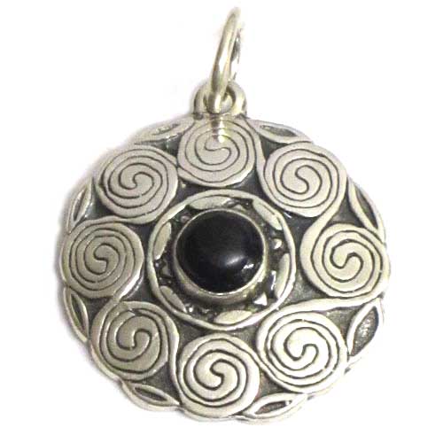 Imagen Colgante motivos espirales plata y azabache.