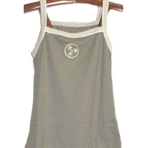 Imagen camiseta mujer tirante ancho kaki con trisquel 