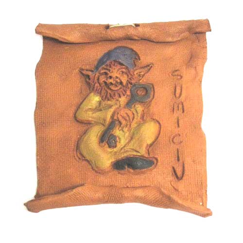 Imagen pergamino personaje mitología cerámica Sumiciu