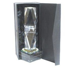 Imagen monolito cristal laser vaca 