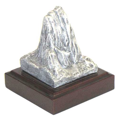  Imagen figura cerámica Naranjo de Bulnes o Picu Urriellu pequeño