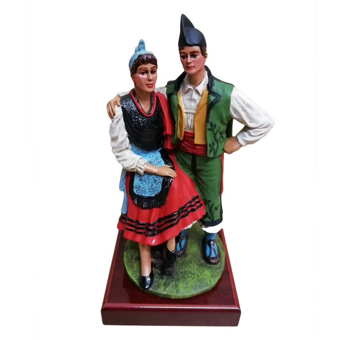 Imagen figura cer&aacute;mica pareja asturianos cer&aacute;mica pintados a mano