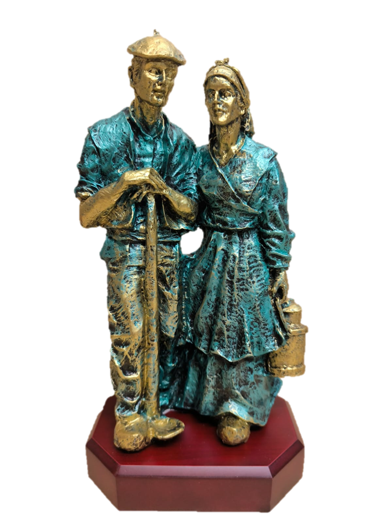 Imagen figura pareja asturianos pintados 