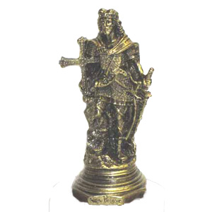 Imagen figura Rey Don Pelayo pintado imitación a bronce con peana de madera