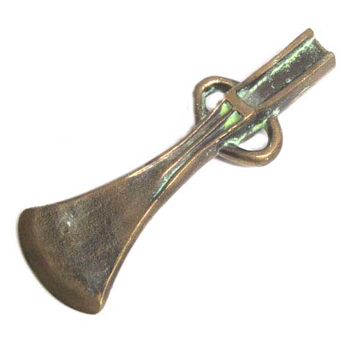 Imagen hacha bronce macizo Imagen hacha bronce macizo