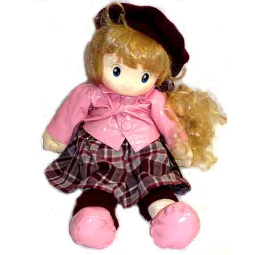 imagen muñeca boina rosa