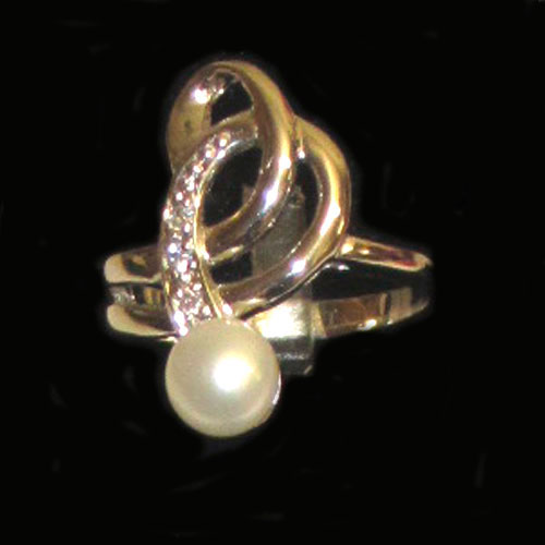 Imagen anillo plata diseño circonitas 