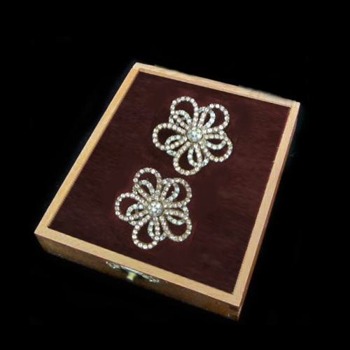 Imagen pendientes pinza de margaritas con circonitas