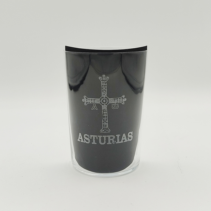 Imagen vaso tallado sidra motivo Cruz de la Victoria y sidra