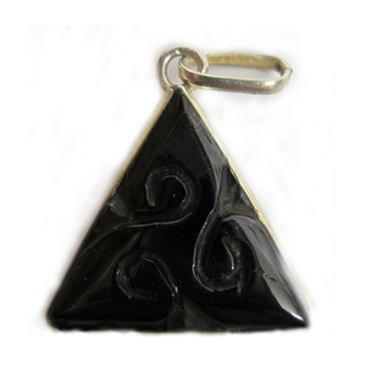 Colgantes plata y azabache tallados - pequeños - motivos celtas