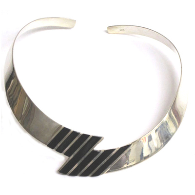  Gargantillas plata y azabache rigida 