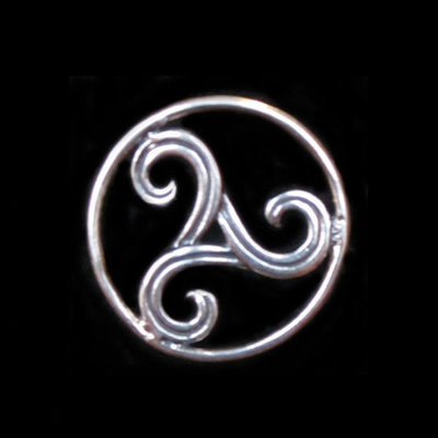  Pin plata trisquel con aro
