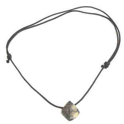 Colgantes piedra quiastolita con cordón Colgantes piedra quiastolita con cordón