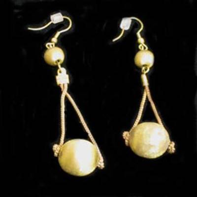  Pendientes colgar dorados