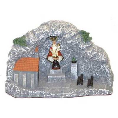  Cueva de Covadonga con santina 11073