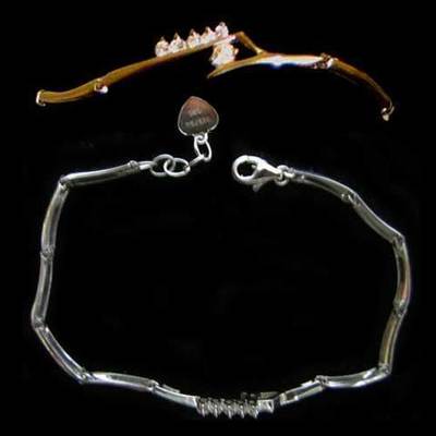 Pulsera plata semirigida con circonitas 1 Pulsera plata semirigida con circonitas 1