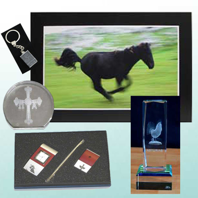 Fotografia original, Juego reloj/portabolis, Monolito, figura y llavero cristal 