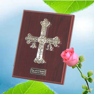 Cruz Victoria placa sobremesa pequeña