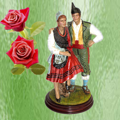Pareja asturianos peana