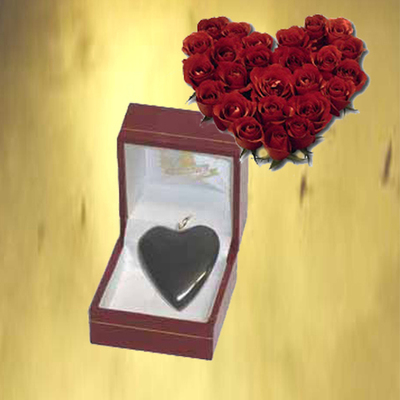 Colgante corazon azabache y oro