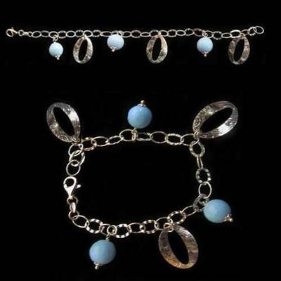 Pulsera plata 3 bolas redondas y azules con 3 argollas Pulsera plata 3 bolas redondas y azules con 3 argollas