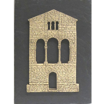  Fachada Santa Maria Naranco Colgar