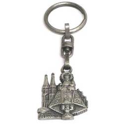 Llavero Virgen de Covadonga con basílica