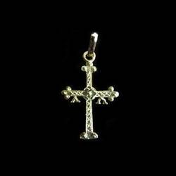 Colgante Cruz de la Victoria oro pequeña